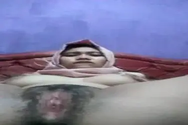 Aku Kangen Sayang Jilbab Pink