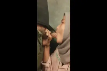 Bokep Hijab Diminta BJ Sebelum Tidur Nurut Viral 2026